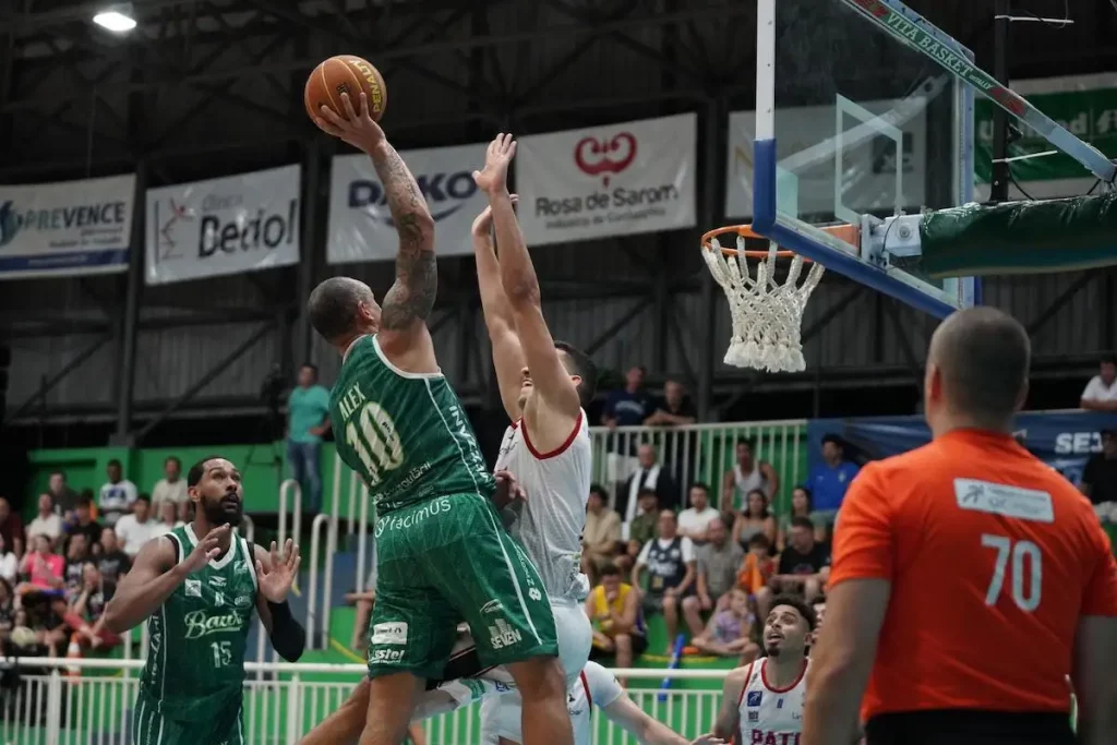 pato basquete x bauru