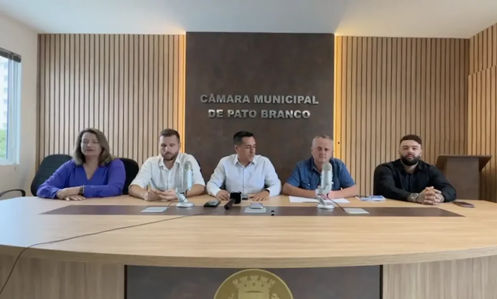 relatório comissão câmara