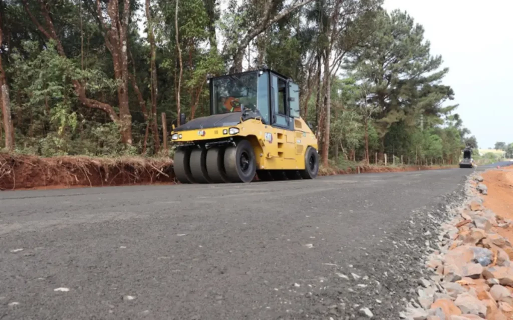 obras asfalto candói