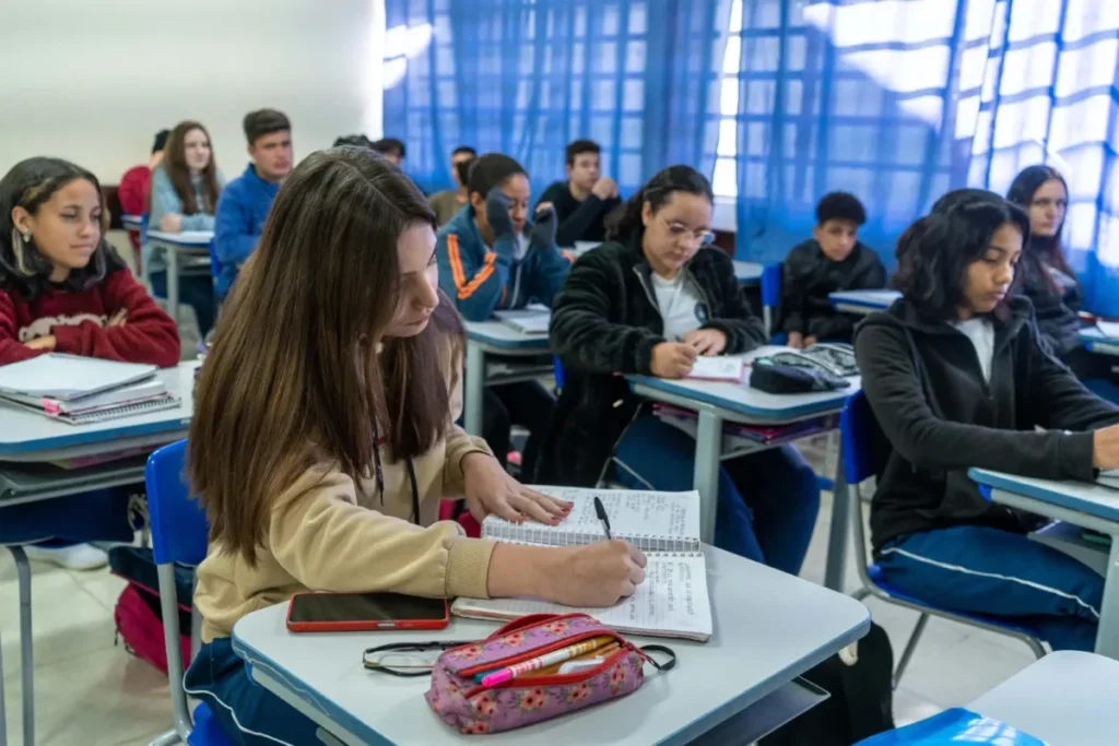 escolas estaduais