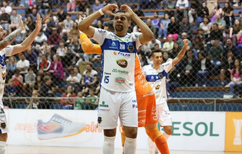 blumenau x pato futsal