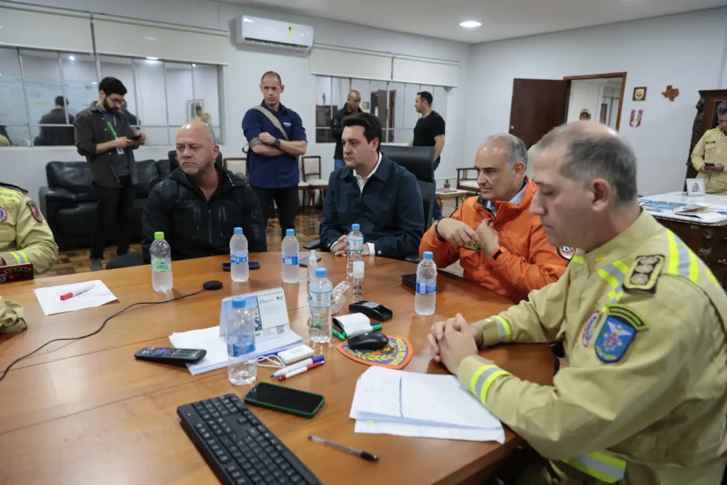 governo tornado ajuda