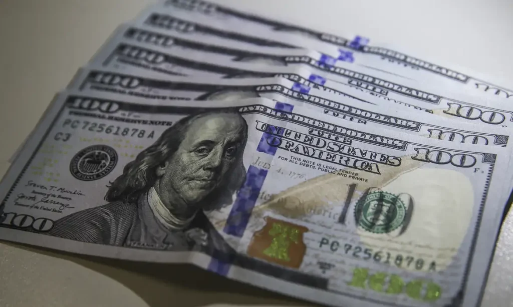 dolar moeda