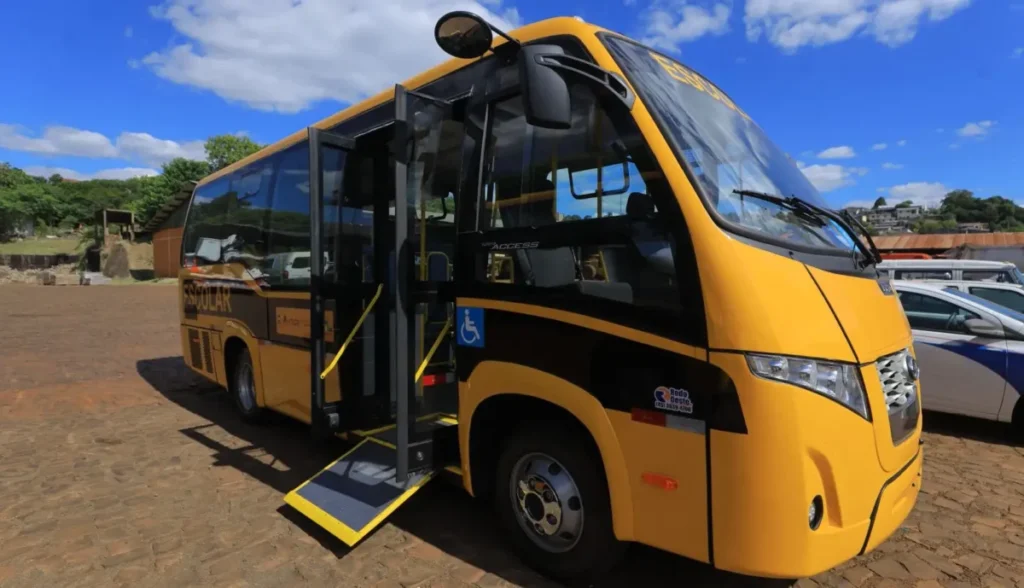 onibus apae