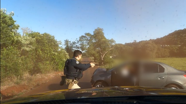 prf perseguição apreensão drogas