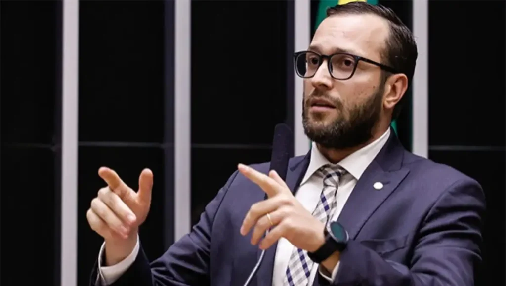 Filipe Barros
